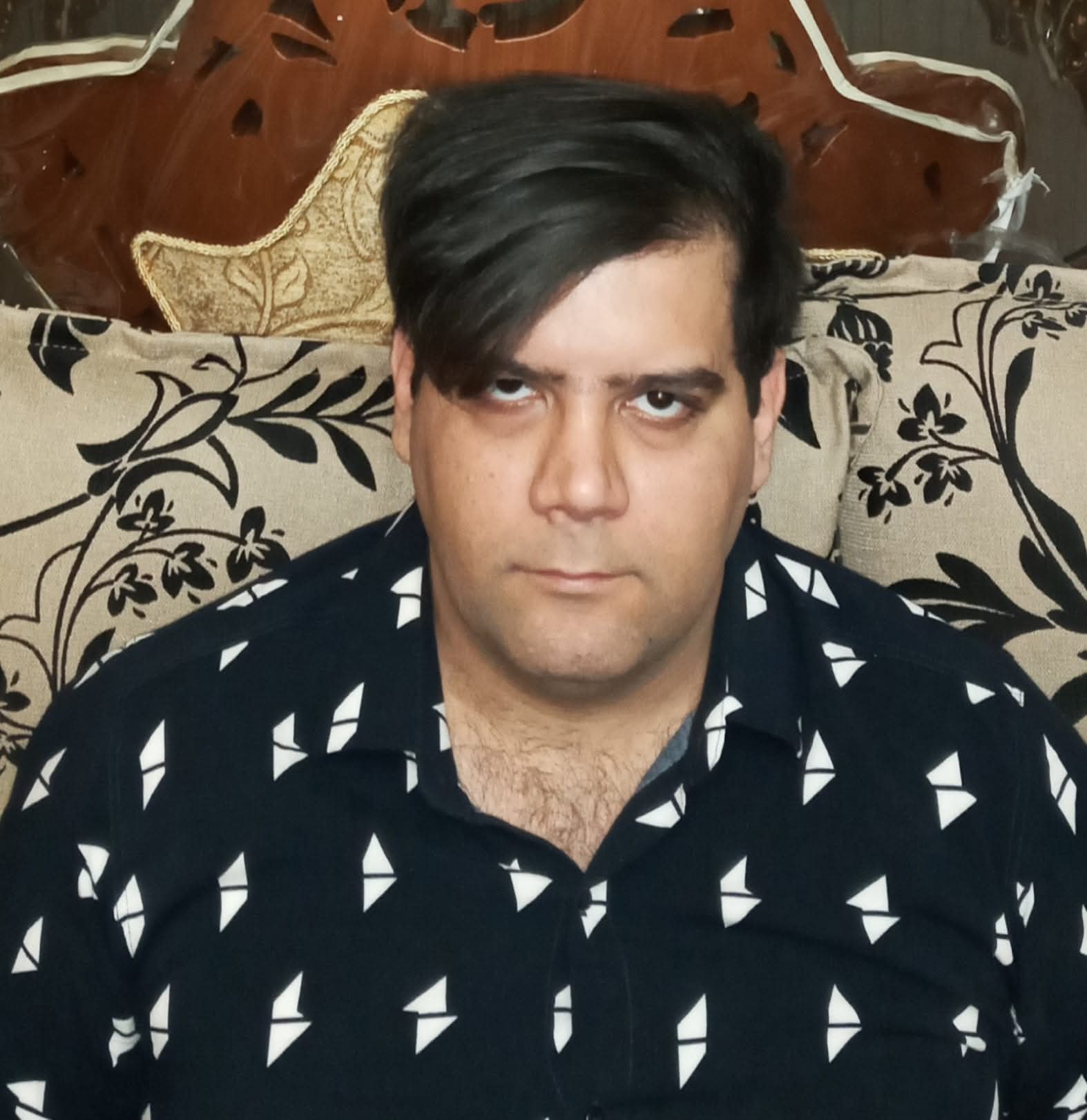 Ashkan Aghebat Ft Sahar Ft Hamed Akherat – Party